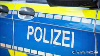 Bunter „Theater“-Wagen verursacht Verkehrsunfall in Witten - WAZ News