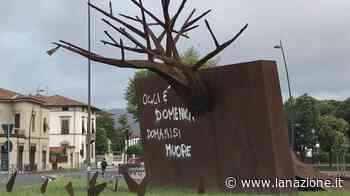 Rimossa a Lucca l’opera di Pierotti "Non mi hanno mai interpellato" - LA NAZIONE