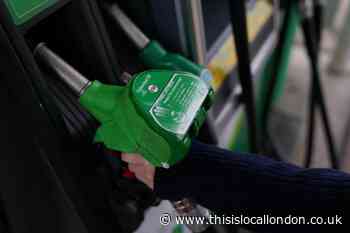 Tesco, Asda, Sainsbury's failing to cut petrol prices by enough, RAC warn