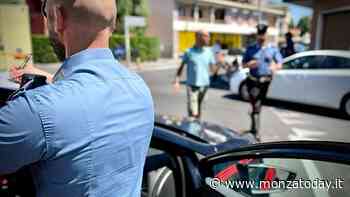 Sviene in bici sotto il sole e batte la testa, 16enne soccorsa dai carabinieri - MonzaToday