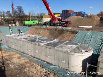 Regen bändigen: An kritischen Standorten werden große Speicher und gedrosselte Abgabe zur Regel