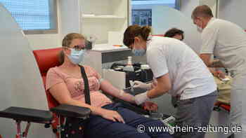 Blutspendemobil: Leben retten auf 14 Reifen und mit 460 PS - Rhein-Zeitung