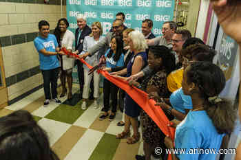 New Amazon STEM lab opens at Wakefield High School - ARLnow