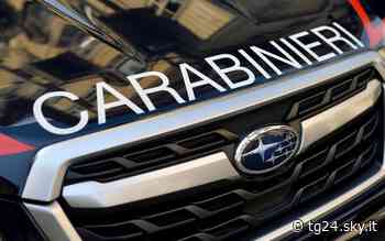 Aversa, rubano parte del pavimento di una chiesa: aperte le indagini - Sky Tg24