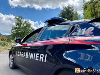 Oristano, bimbo di 4 anni rimane chiuso in auto: salvato dai Carabinieri - La Milano