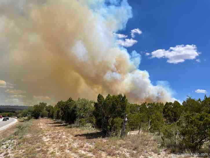 PHOTOS: Local, state crews battle fires across Central Texas