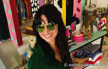 Sarah Bethe Nelson: Singing to the world through her living room window - East Bay Express