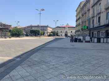 Piazza Umberto sporca, il sindaco di Atripalda strilla i commercianti: multe salate per chi non pulisce - Atripalda News