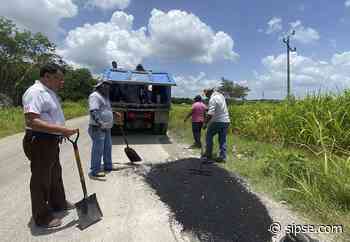 Realizan trabajos de pavimento en carretera Reforma-Bacalar - sipse.com