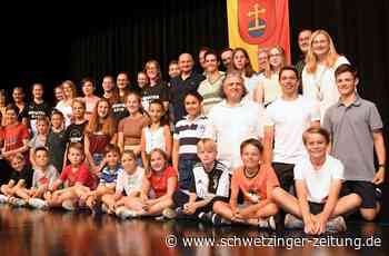 Ehrungen in Eppelheim: Stolz auf Sportler und Ehrenamtliche - Eppelheim - Nachrichten und Informationen - Schwetzinger Zeitung