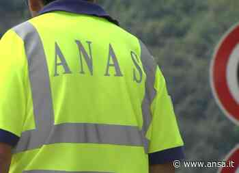 Incidenti stradali, tre feriti a Sesto Campano, chiusa Ss 85 - Agenzia ANSA