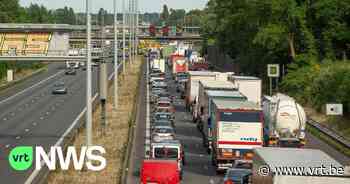 Weg weer vrij op E40 richting Brussel na ongeval ter hoogte van Haasrode - VRT NWS