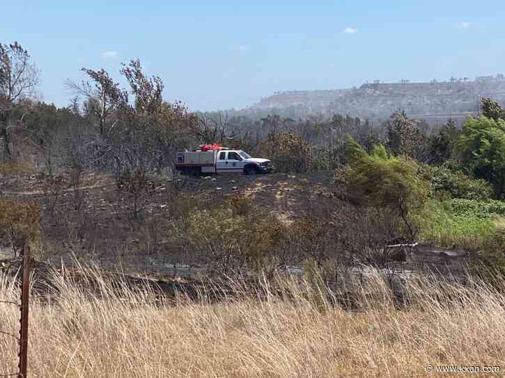 More than 1,400 acres burn in Gillespie County, fire is 35% contained