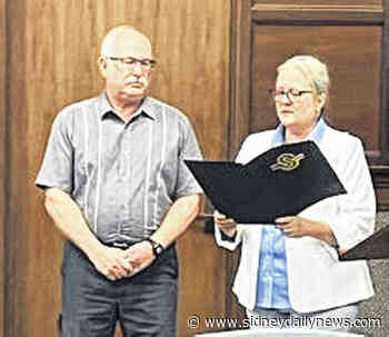 City honors utilities director for his good work - sidneydailynews.com