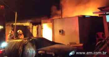 Homem de 43 anos morre após incêndio em uma casa em Passos - Estado de Minas