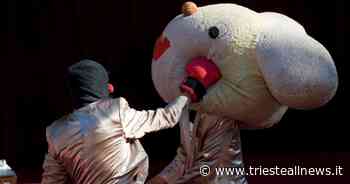 Festival Approdi, domani sera l'ironia anarchica di Rubbish Rabbit - Trieste News