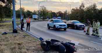Motorrijder in levensgevaar na ongeval op afrit van A12 - Het Laatste Nieuws