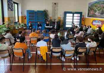 All'istituto comprensivo di Castelveccana e Germignaga una lezione speciale con il libro “Il fucile dietro la schiena” - varesenews.it