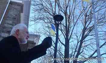 WITH VIDEO: Ukrainian flag raised in solidarity over Smiths Falls town hall - Ottawa Valley News
