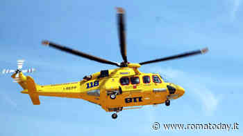 Undicenne in monopattino si schianta contro furgone, elitrasportato in ospedale