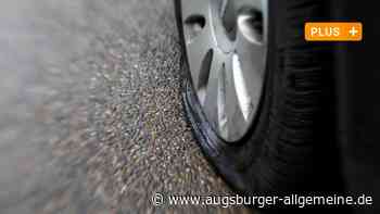 Luft aus Reifen von SUV gelassen: Stecken wieder Klimaaktivisten dahinter?