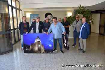 Noi San Basso: la consegna delle stampe di Stefano Leone in municipio - Termoli Online