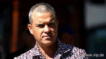 Haarausfall! Hier zeigt Robbie Williams seine kahle Stelle auf dem Kopf - VIP.de, Star News