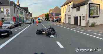 Motorrijder gewond bij aanrijding op Oudenaardsesteenweg | Erpe-Mere | hln.be - Het Laatste Nieuws