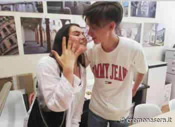 Due ragazzi russi a Crema per amore. E alla Pro Loco arriva pure la proposta di matrimonio - Cremona Sera