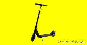 The Fluid Mosquito Is the Best Lightweight Electric Scooter