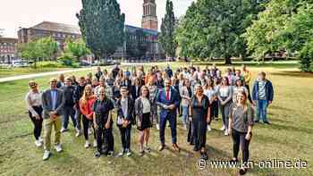 Kiel: 56 Nachwuchskräfte starten ihre Ausbildung in der Verwaltung - Kieler Nachrichten