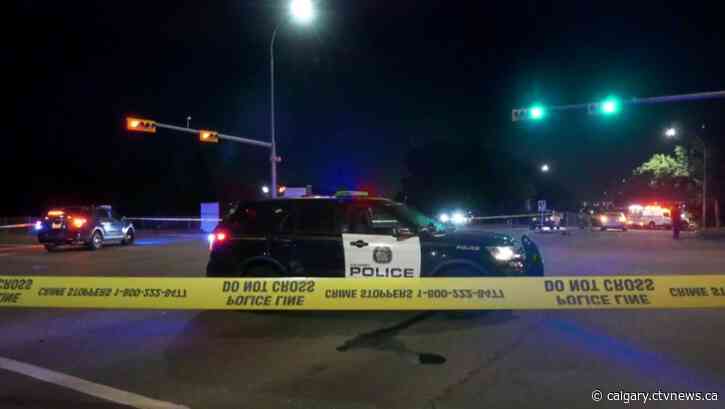 Pedestrian hit by car in northwest Calgary suffers life-threatening injures