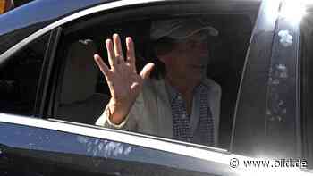 Rolling Stones in Berlin: Erst Plausch mit Fans, dann Polizei-Eskorte zum Konzert - BILD