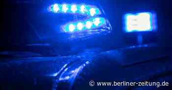 Mit 2,1 Promille: Betrunkene Polizei-Beschäftigte baut Unfall in Berlin - Berliner Zeitung