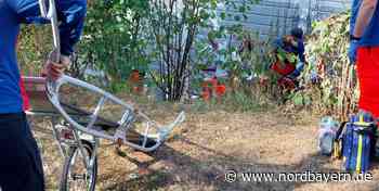 Einsatz in Erlangen: Mann stürzt beim Gassigehen - und wird mit Spezialtrage gerettet - Nordbayern.de