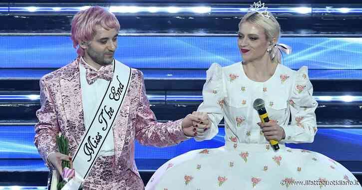 “Ciao ciao” risuona al comizio di Matteo Salvini a Lampedusa, La Rappresentante di Lista sbotta: “Becero abusatore di hit”