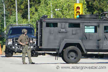 VIDEO: RCMP, ERT in standoff at Langley home - Aldergrove Star