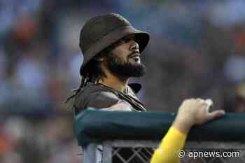 Padres' Fernando Tatis Jr. takes BP, MacKenzie Gore to IL - The Associated Press - en Español