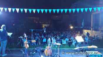 Grande folla a Locri per la premiazione del concorso letterario "Poesia bianconera" in lingua italiana... - Tutto Juve