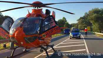 B15 bei Attel wieder befahrbar - Motorradfahrer per Heli ins Krankenhaus