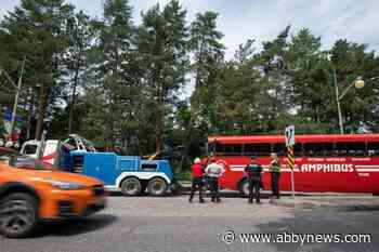 VIDEO: Tour bus crashes into gates of 24 Sussex, PM’s vacant official residence