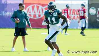 Thursday at training camps: A.J. Brown's big day, Colts' D dominates, Pats break out Slip 'N Slides