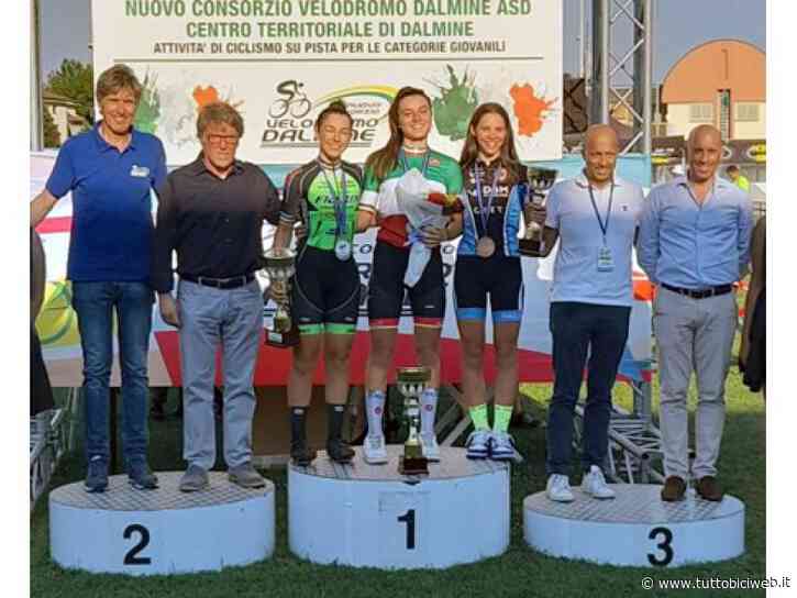 TRICOLORI DALMINE. L'OMNIUM ALLIEVI A DAVIDE STELLA E LINDA SANARINI - TUTTOBICIWEB.it