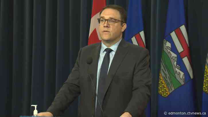 Following COVID-19 payout to health chief, Alberta tightening bonus payment rules