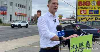 Hamilton mayoral candidate pledging to fix the city’s roads