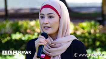 Fatima Payman: Meet Australia's first hijab-wearing senator - BBC