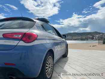 Crotone, controlli massicci della Polizia: segnalazioni per droga e violazioni del codice stradale - La Nuova Calabria