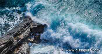 Crotone, piazza un ordigno artigianale tra gli scogli: denunciato pescatore di frodo - dissapore