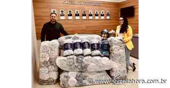 SOLIDARIEDADE: Campanha "Aqueça Imbituba", projeto da Prefeitura, recebe mais de 100 cobertores da OAB do município - Portal AHora