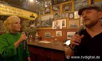 „Inas Nacht“: Bundesliga-Trainer und "Tatort"-Star zu Gast - TV Digital